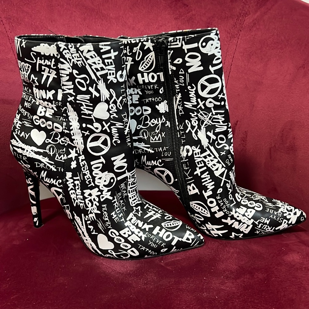 Black and White Graffiti Aldo Boot Skinny Heel